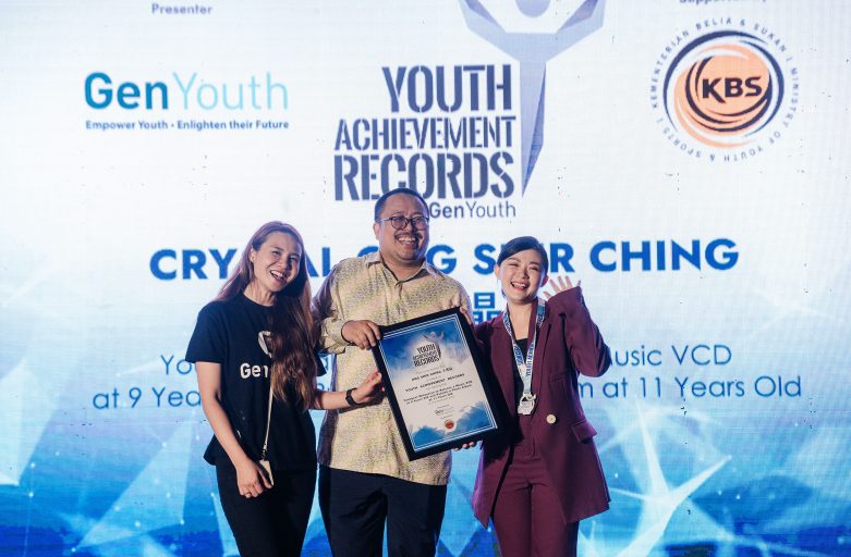 Crystal Ong: A Prodigy Unleashes Talent at Young Age, Becomes Youngest Malaysian to Release a Music VCD and Publish a Photo Album