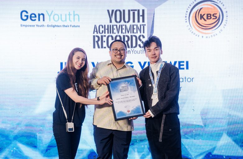 Malaysian Pop Music Maestro, JinV Wong Vui Wei, Secures Youth Achievement Record as the First to Receive FELLOWSHIP Honour